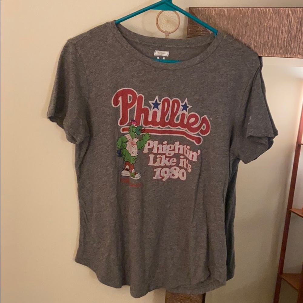 Phillies T-shirt